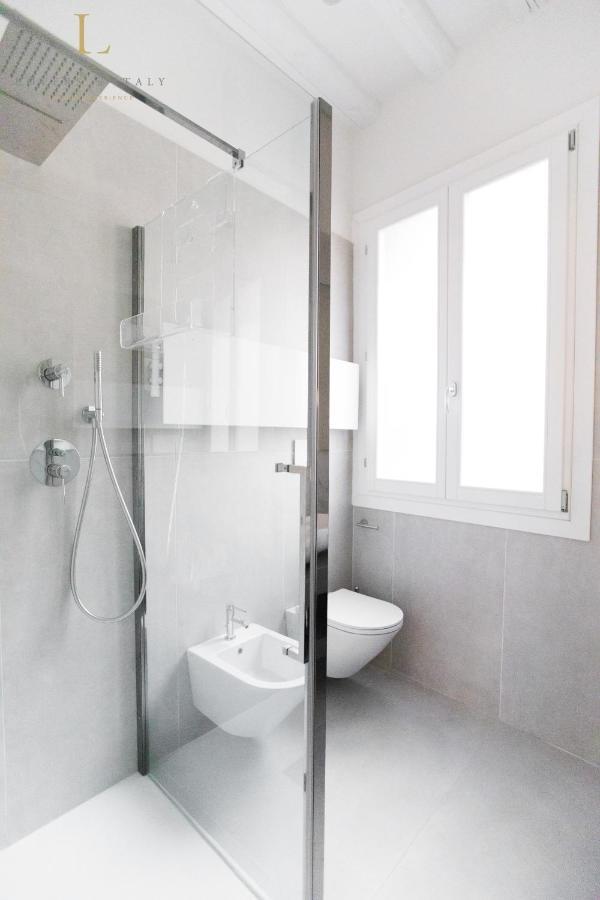 Loversinitaly Romantic Apartments - Altana And Jacuzzi Benátky Exteriér fotografie